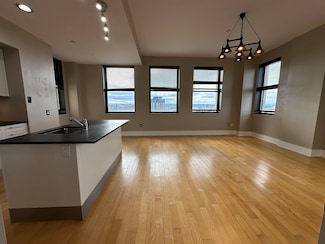 4 Beacon Way Unit 1001, Jersey City, NJ 07304