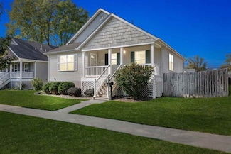 522 9th St SW, Cedar Rapids, IA 52404