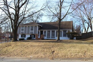 901 NW 69th St, Kansas City, MO 64118