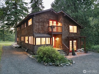 14855 Phelps Rd NE, Bainbridge Island, WA 98110
