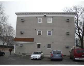 16 Chase St, Lowell, MA 01852