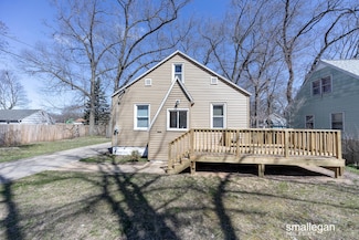 1226 James Ave, Muskegon, MI 49442