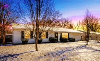 1506 Centennial Dr, Champaign, IL 61821