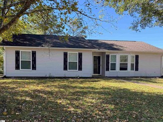 337 E Celestial Dr, Greer, SC 29651