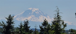 16020 7th Ave SW, Burien, WA 98166