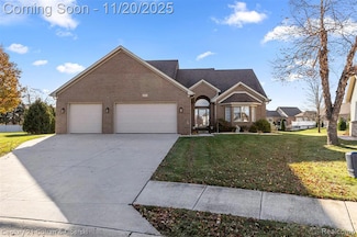 4973 Orchard Crest Ct, Monroe, MI 48161