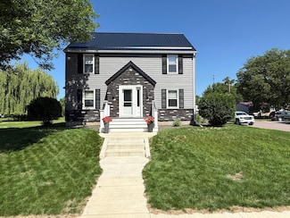411 Vernon Ave, Morgan, MN 56266