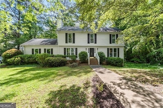 411 Woodstone West Dr, Marietta, GA 30068