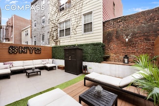 138 N 3rd St Unit 1, Williamsburg, NY 11249