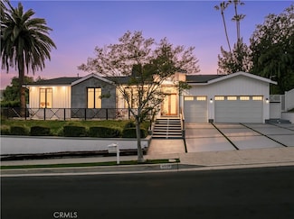 4635 Brewster Dr, Tarzana, CA 91356