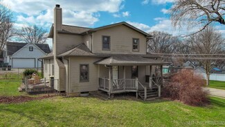 202 E Stimmel St, West Chicago, IL 60185