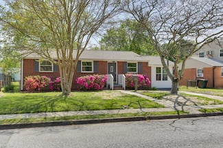 1506 Seward Dr, Hampton, VA 23663