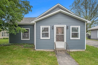 406 W Front St, New Carlisle, IN 46552