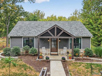 816 N Rock Church Rd, Warrenton, MO 63383