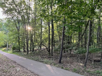 6761 Burton St SE, Grand Rapids, MI 49546