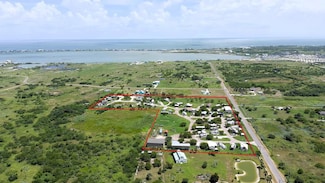 149 Old Salt Lake Rd, Rockport, TX 78382