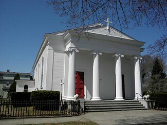 21 Lyndon St, Warren, RI 02885