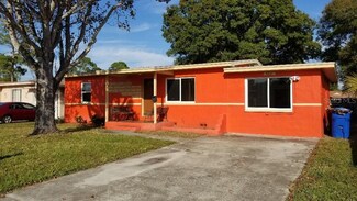 5921 Mangrove St N, Saint Petersburg, FL 33703