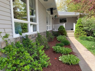 2290 Woodview Dr, Alpena, MI 49707