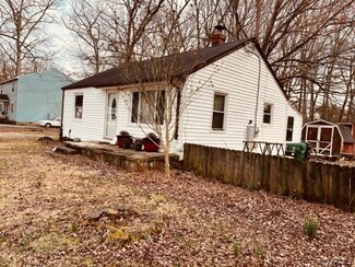 113 Linden St, Ashland, VA 23005