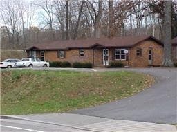 101 W Wilson St, Estill Springs, TN 37330