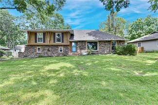 7706 W 100th Terrace, Overland Park, KS 66212