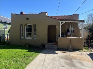 1732 Newport Ave, Pasadena, CA 91103