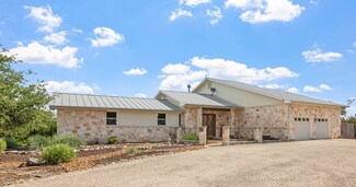 627 Eichen Strasse, Fredericksburg, TX 78624