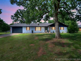 701 W 41st St, Sand Springs, OK 74063
