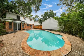 7622 Shangrila Ln, Houston, TX 77095