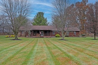 5204 Angel Dr, Batavia, OH 45103