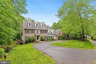 6616 Stonecrest Ln, Fairfax Station, VA 22039