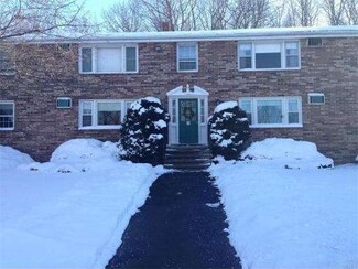 10 Myles Standish Dr Unit 6, Haverhill, MA 01835