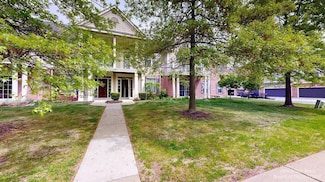 40433 Glen Eagle Ln Unit 94, Canton, MI 48188