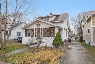 131 W 20th St, Holland, MI 49423