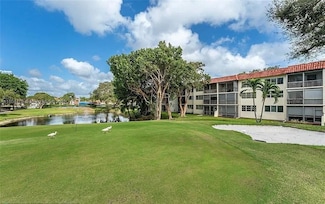 8930 S Hollybrook Blvd Unit 210, Pembroke Pines, FL 33025