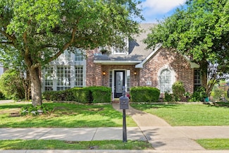9318 Waterview Pkwy, Rowlett, TX 75089