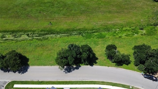 2106 S Pine St, Georgetown, TX 78626
