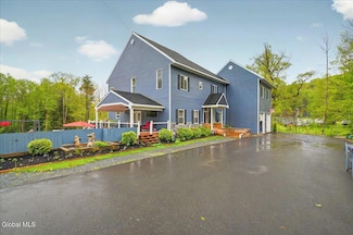 14 Calvin Cole Rd, Stephentown, NY 12169