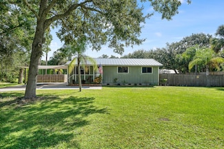 9633 Honeysuckle Dr, Sebastian, FL 32976