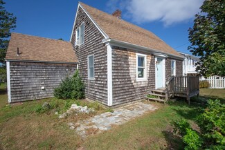 11 51st St, Newbury, MA 01951
