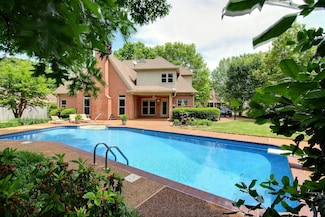 1599 John Ridge Dr, Collierville, TN 38017