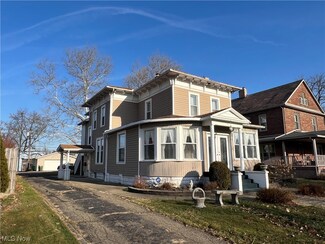 411 E 3rd St, Dover, OH 44622