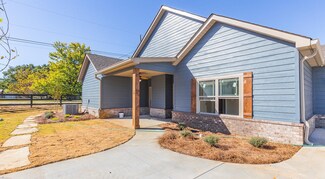48 Maddox Ln, Chatsworth, GA 30705