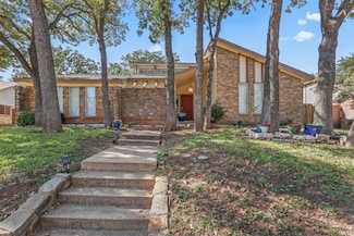 3405 Scenic Hills Dr, Bedford, TX 76021