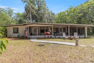 1471 NW 20th St, Crystal River, FL 34428