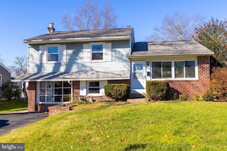 205 Willard Rd, Hatboro, PA 19040