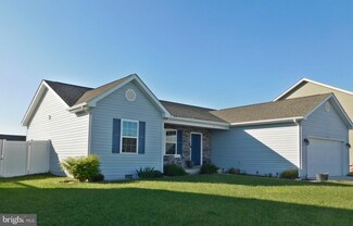 71 Obadiah Dr, Martinsburg, WV 25405