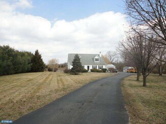 430 Three Bridge Rd, Newfield, NJ 08344