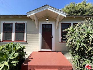 938 1/2 Milwood Ave, Los Angeles, CA 90291